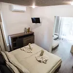 Seasons Apartman